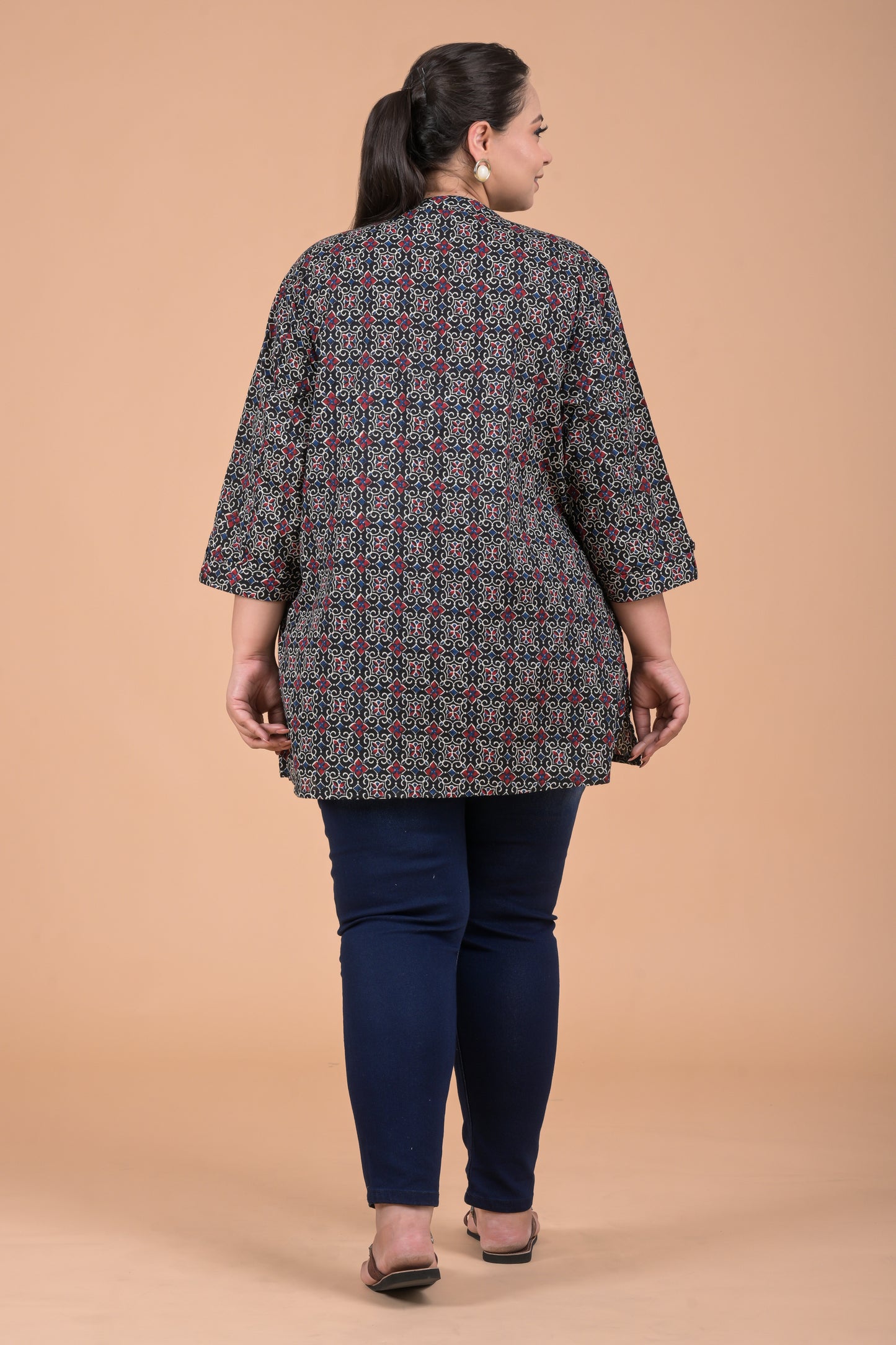 Women Top Kurta ( Black )