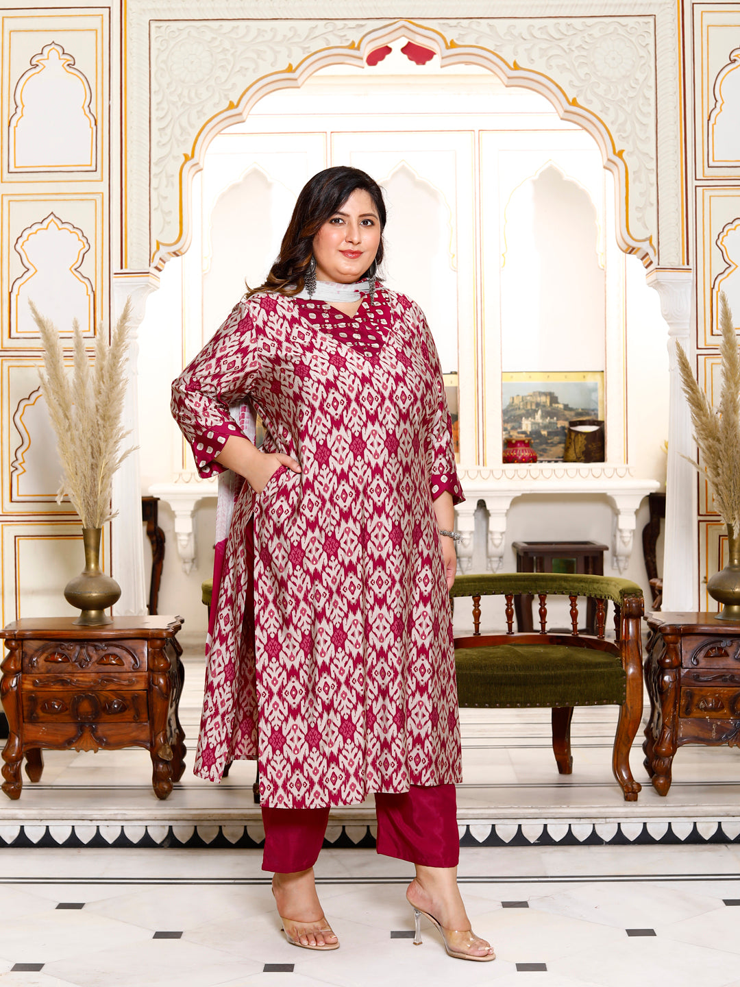 Women Kurta Pant Dupatta Set ( Maroon )