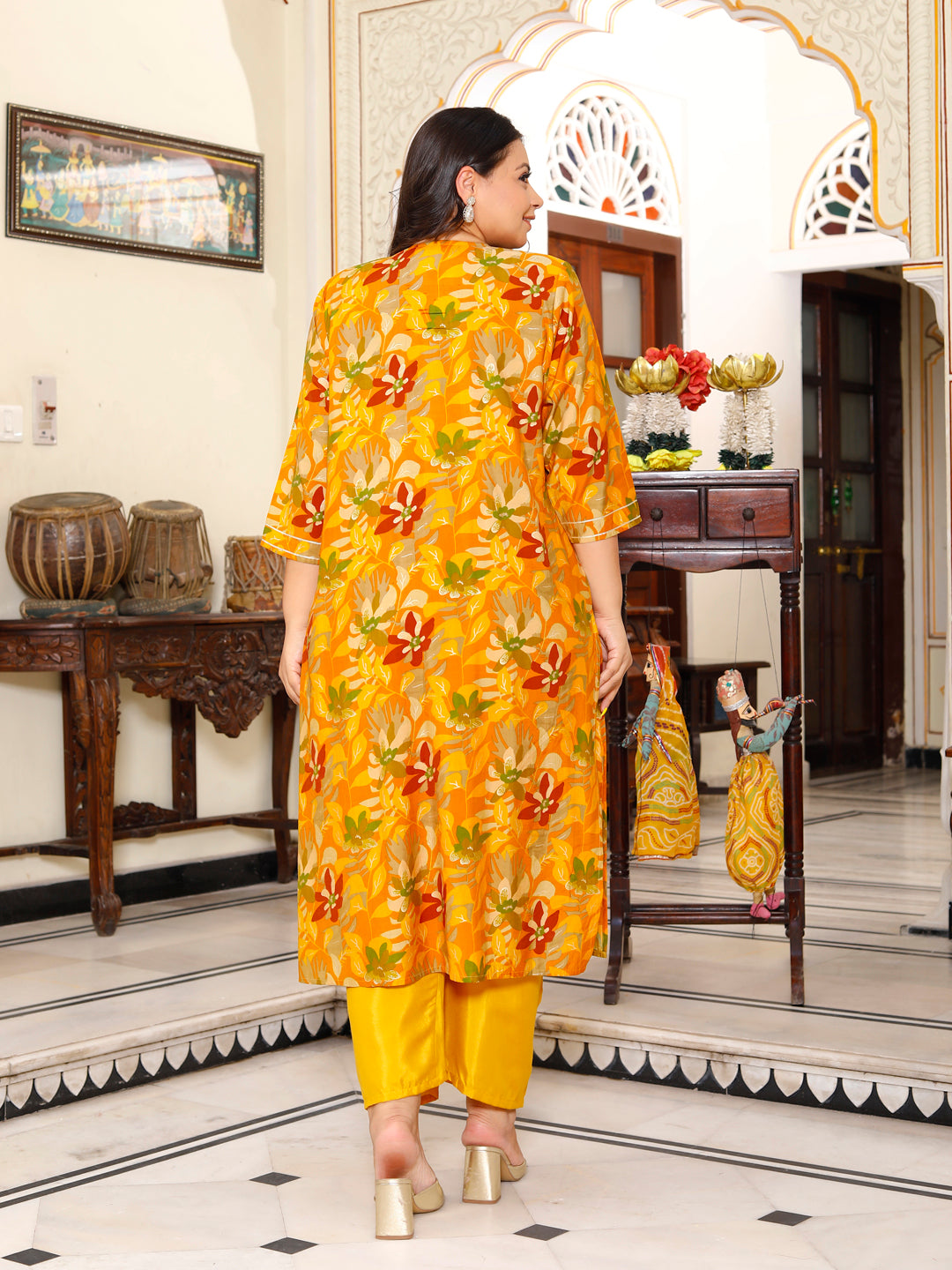 Women Kurta Pant Dupatta Set ( Mustard )