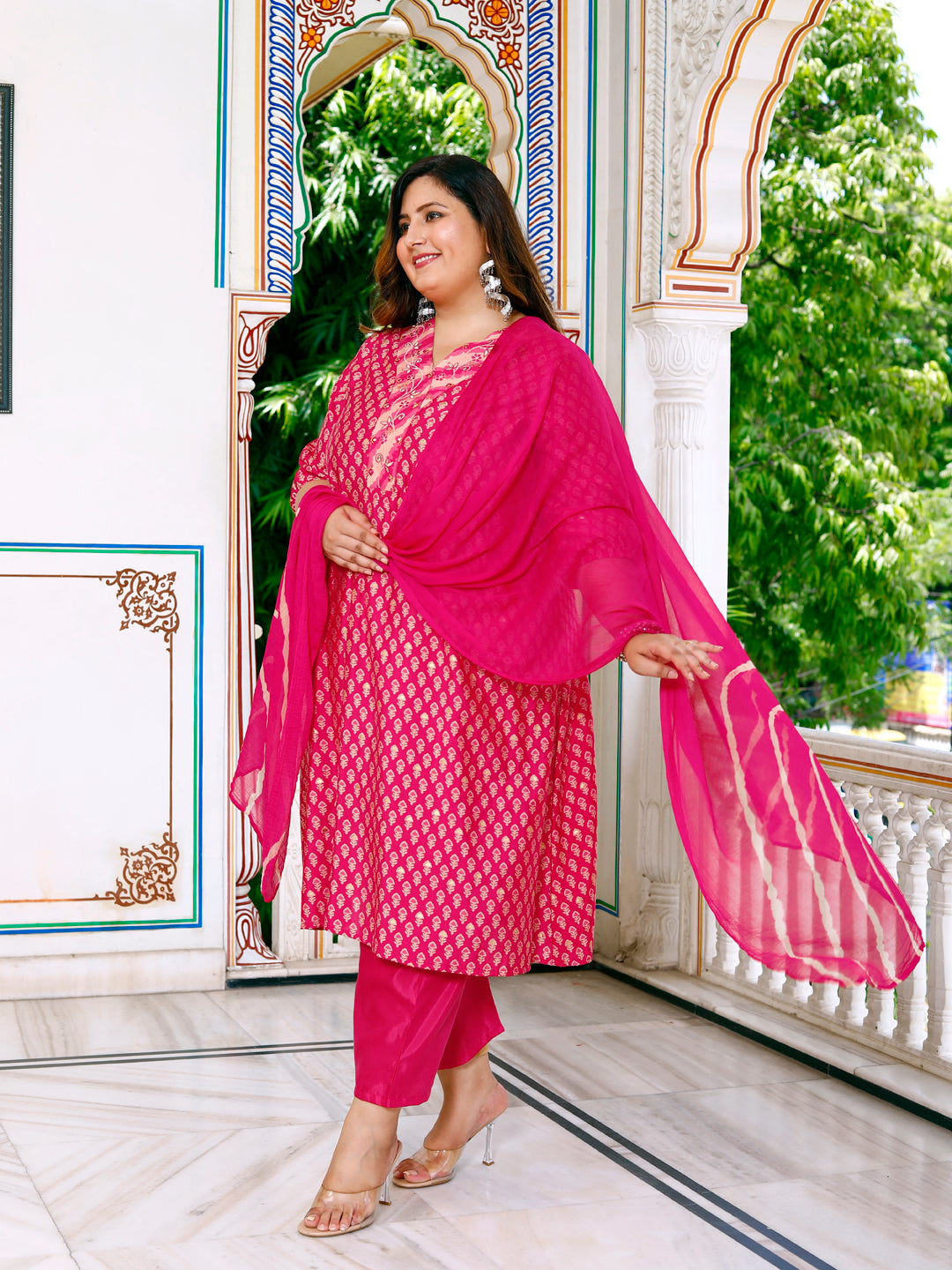 Women Kurta Pant Dupatta Set ( Pink )