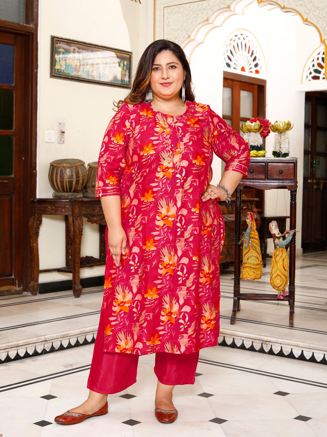 Women Muslin Kurta Pant Dupatta Set ( Red )